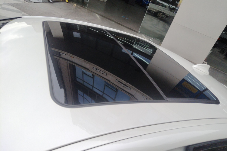 宝马1系 2022款 120i M运动曜夜版局部细节57