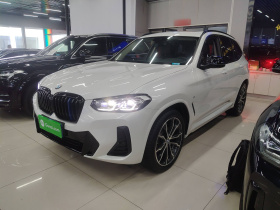 宝马X3 2022款 xDrive30i 领先型 M曜夜套装