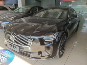 沃尔沃S90新能源 2026款 插电式混动 四驱长续航智逸豪华版