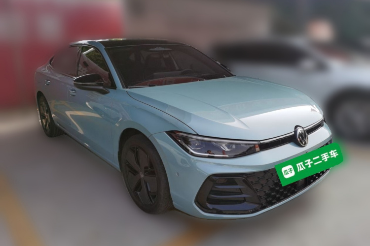 大众 帕萨特 2025款 Pro 380TSI 星空龙尊版车身外观3