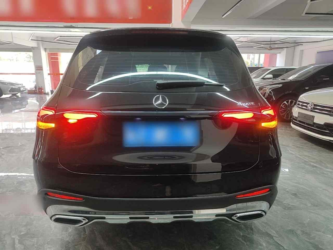 奔驰GLC 2023款 GLC 300 L 4MATIC 动感型 5座(4)