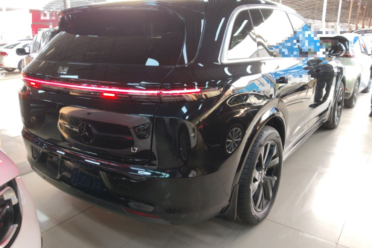 理想汽车 理想L7 2023款 Pro车身外观7