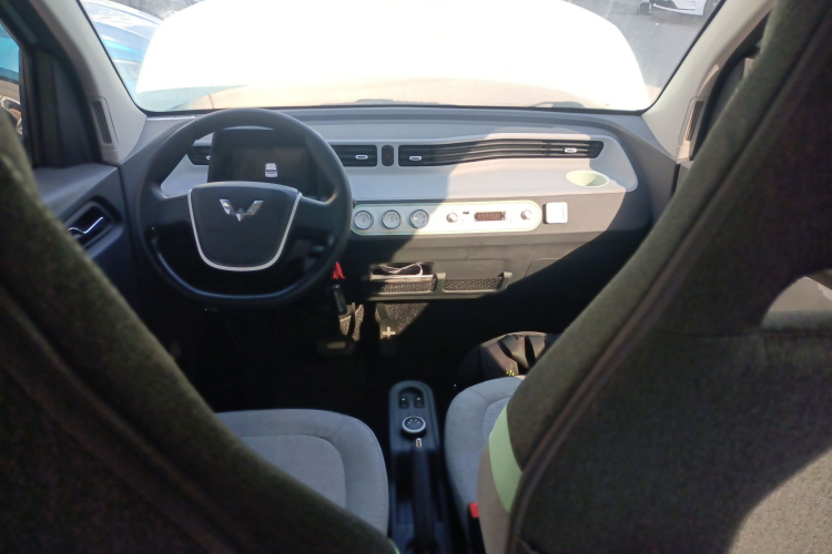 五菱汽车 宏光MINIEV 2021款 马卡龙时尚款 磷酸铁锂中控内饰12