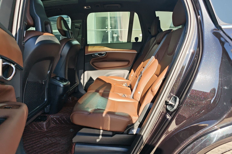 沃尔沃XC90 2021款 B5 智行豪华版 5座中控内饰7004