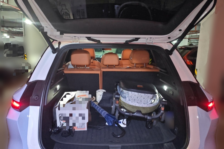 理想汽车 理想L6 2024款 Pro局部细节23