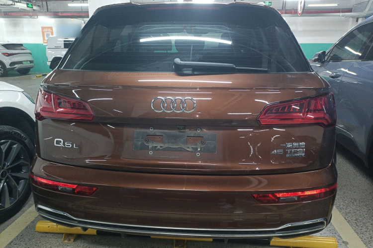 奥迪Q5L 2018款 45 TFSI 尊享时尚型 国V车身外观6004