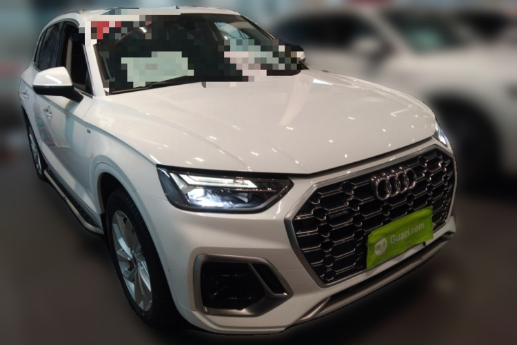 奥迪Q5L 2021款 40 TFSI 豪华动感型车身外观3