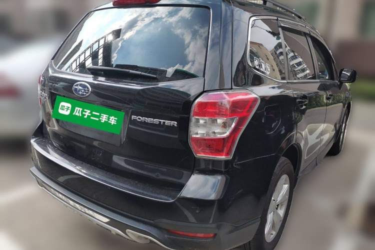 斯巴鲁 森林人 2013款 2.5i 自动豪华版车身外观6005