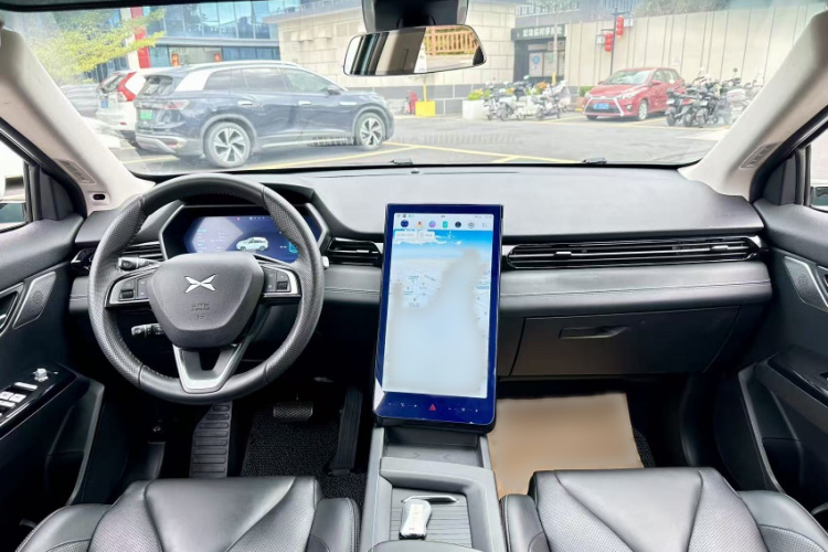 小鹏G3 2022款 G3i 460N+中控内饰7012