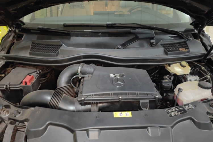 奔驰V级 2020款 V 260 L 长轴距豪华版局部细节24