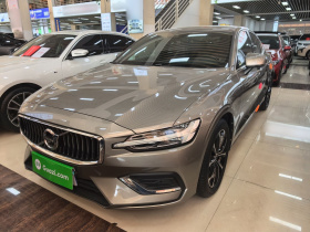 沃尔沃S60 2022款 B4 智逸豪华版