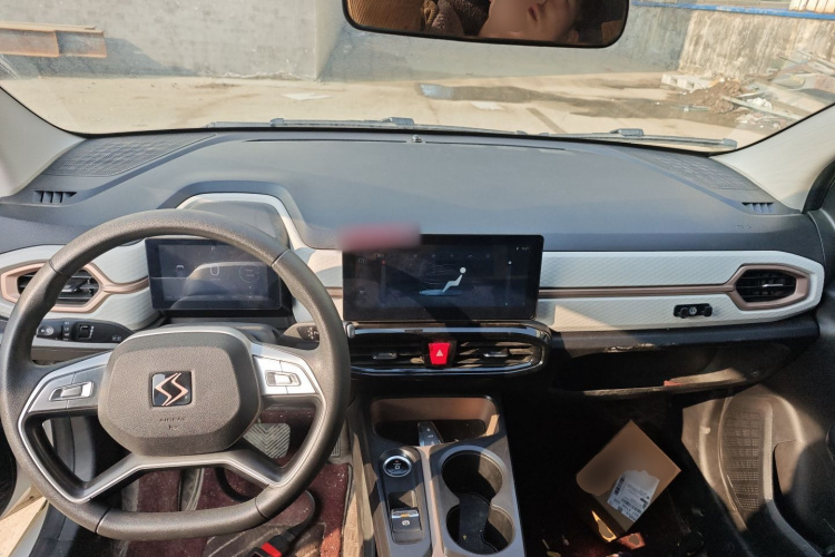 思皓 2022款 花仙子款 四叶草中控内饰7002