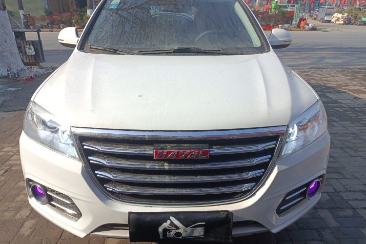 哈弗H6 2018款 红标 运动版 1.5T 手动两驱精英型车身外观2