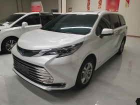 丰田 赛那SIENNA 2023款 2.5L混动 舒适版