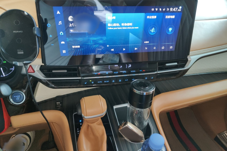 丰田 赛那SIENNA 2021款 2.5L混动 尊贵版局部细节16