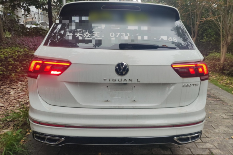 大众 途观L 2024款 出众款 330TSI 自动两驱R-Line龙耀版车身外观6