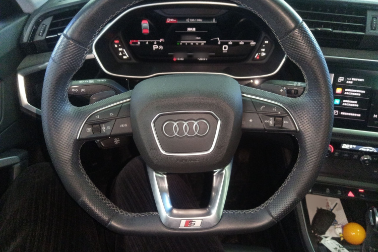 奥迪Q3 Sportback 2022款 40 TFSI 时尚型局部细节13