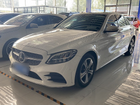 奔驰C级 2019款 改款 C 260 L 运动版
