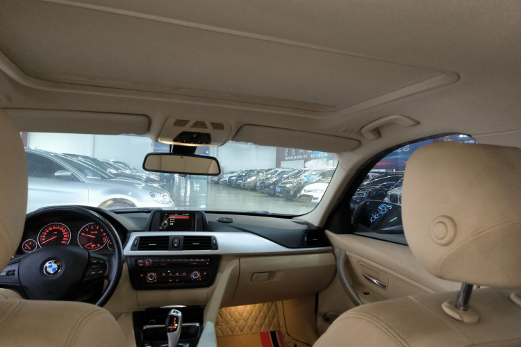 宝马3系 2015款 316Li 时尚型局部细节22