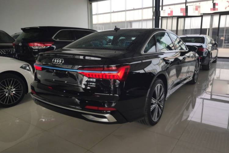 奥迪A6L 2025款 改款 45 TFSI quattro 臻选动感型车身外观7