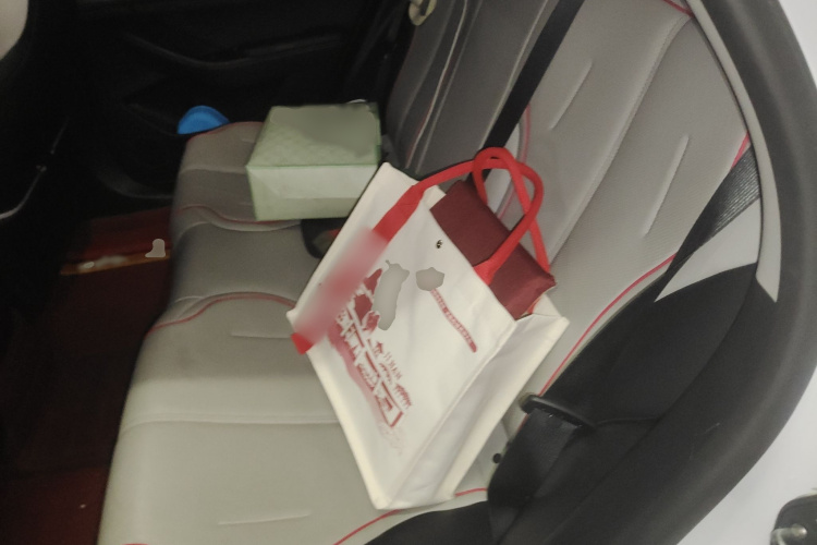 比亚迪 驱逐舰05 2022款 DM-i 55KM 豪华型中控内饰7004