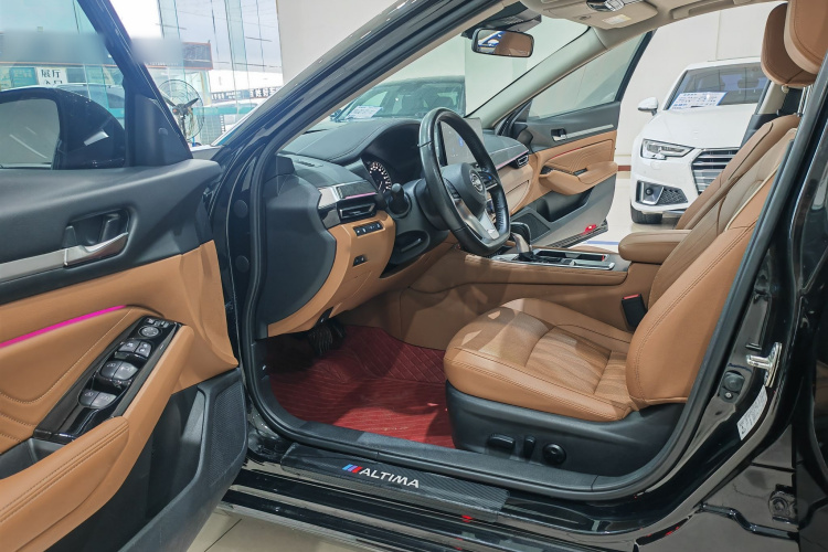 日产 天籁 2022款 2.0L XL-Upr 优享版中控内饰7002