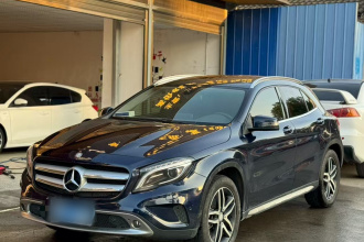 奔驰GLA 2016款 GLA 220 4MATIC 时尚型