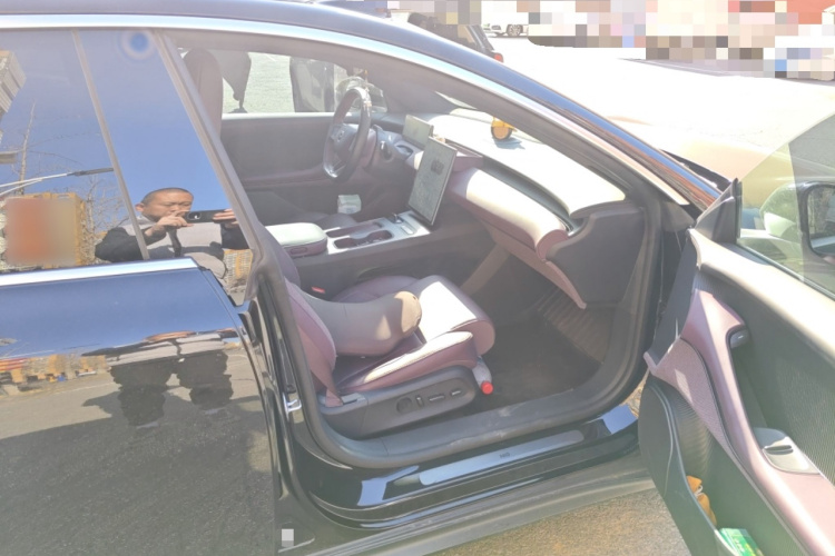 蔚来ET5T 2024款 75kWh Touring局部细节9005