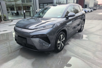 比亚迪 唐L 2025款 DM 200KM四驱激光雷达旗舰型