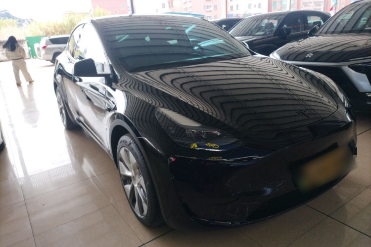 特斯拉 Model Y 2022款 改款 后轮驱动版车身外观6002