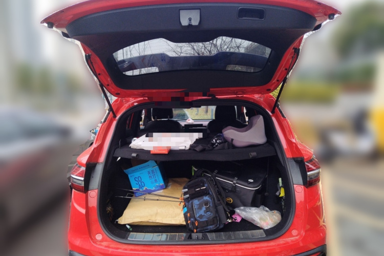 吉利汽车 缤越 2019款 运动款 260T DCT Battle 国VI中控内饰23