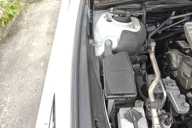 雷克萨斯ES 2018款 200 卓越版 国VI局部细节9006