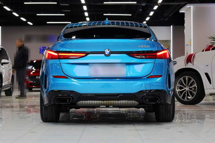 宝马2系(进口) 2021款 225i 四门轿跑车 M运动曜夜套装车身外观6005