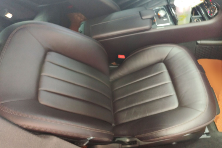 奔驰CLS 2012款 CLS 300 CGI局部细节41