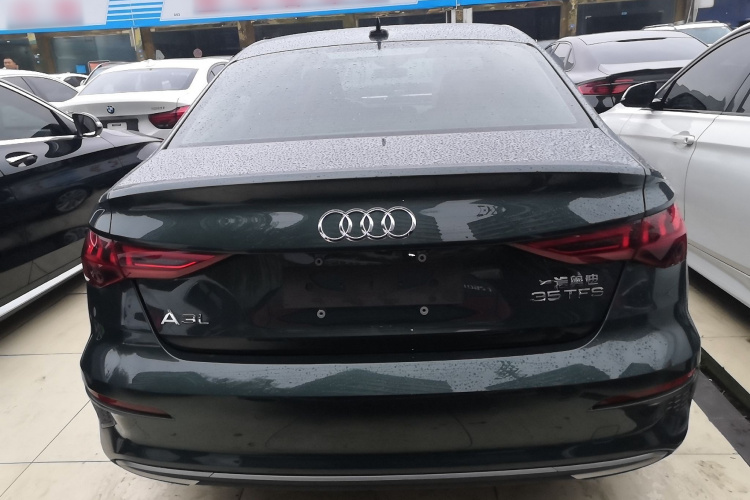 奥迪A3 2022款 A3L Limousine 35 TFSI 时尚致雅型车身外观6