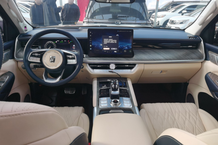 坦克500 2022款 3.0T 商务版 造境型 5座中控内饰7002