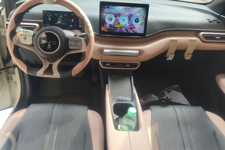 比亚迪 海鸥 2025款 305km 活力版中控内饰7002