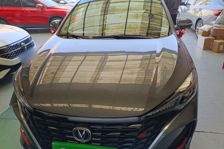 长安 逸动 2024款 PLUS 蓝鲸NE 1.4T GDI DCT高能版车身外观2