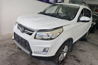 北汽幻速S3 2017款 1.5L 手动豪华型