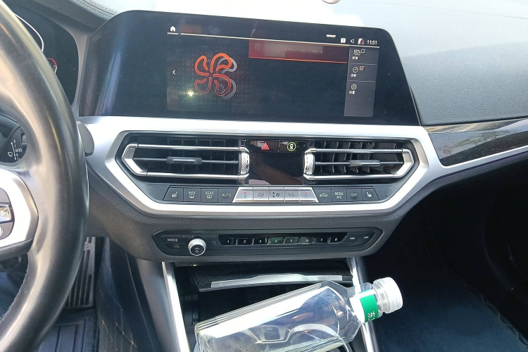 宝马3系 2020款 325Li M运动套装局部细节16