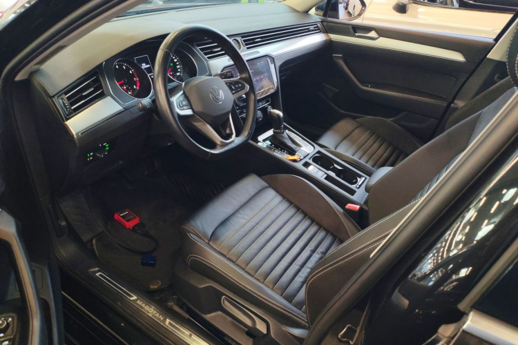 大众 迈腾 2020款 280TSI DSG 舒适型中控内饰19