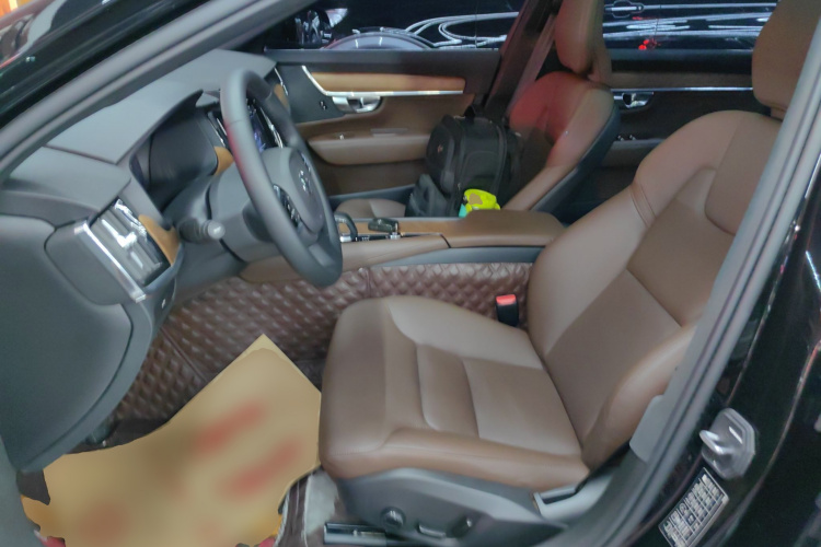 沃尔沃S90 2023款 B5 智逸豪华版中控内饰19