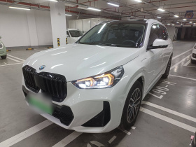 宝马iX1 2023款 eDrive25L M运动套装