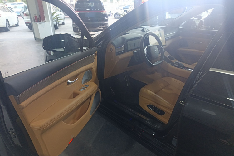 鸿蒙智行 问界M5 2022款 增程四驱性能版中控内饰20