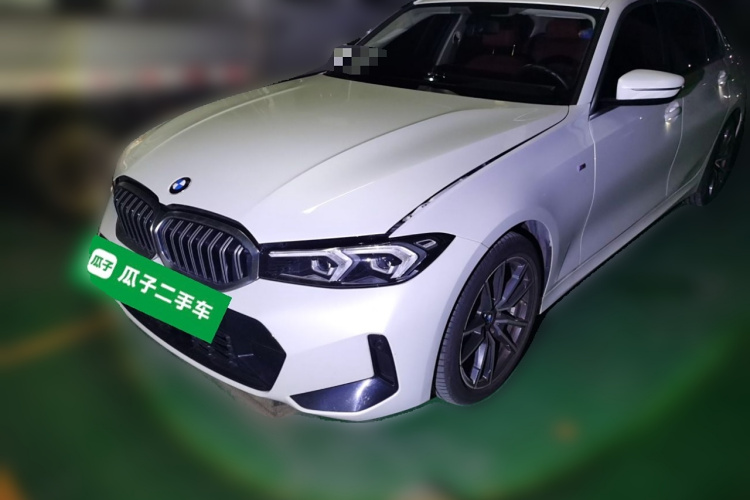 宝马3系 2023款 320Li M运动套装车身外观1