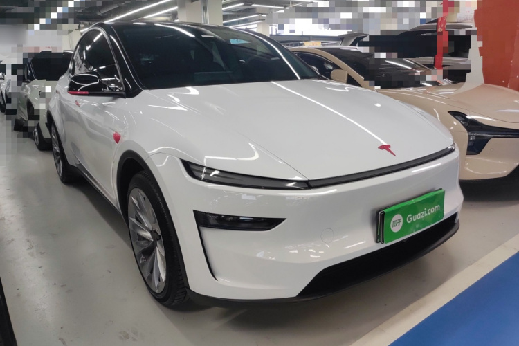 特斯拉 Model Y 2025款 后轮驱动 首发版车身外观6002