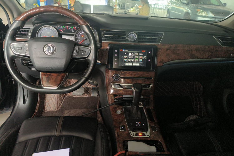 东风风神 东风A9 2016款 1.8T 尊贵型中控内饰7002