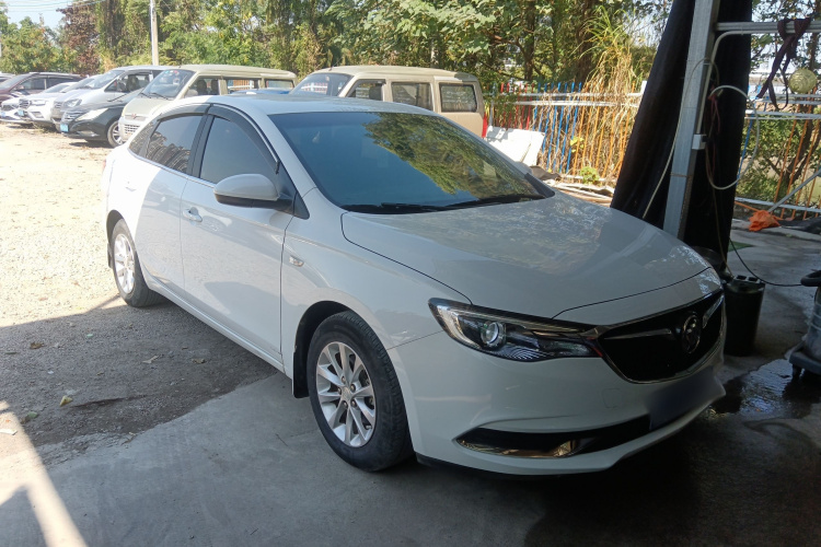 别克 英朗 2019款 15T 双离合进取型 国VI车身外观3