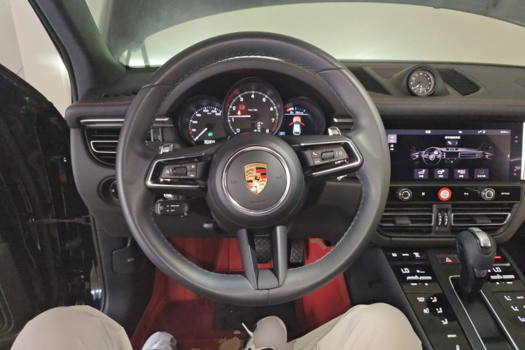 保时捷 2022款 Macan 2.0T中控内饰13