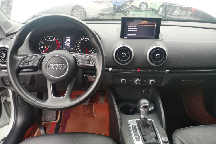 奥迪A3 2019款 Sportback 35 TFSI 时尚型 国V中控内饰12